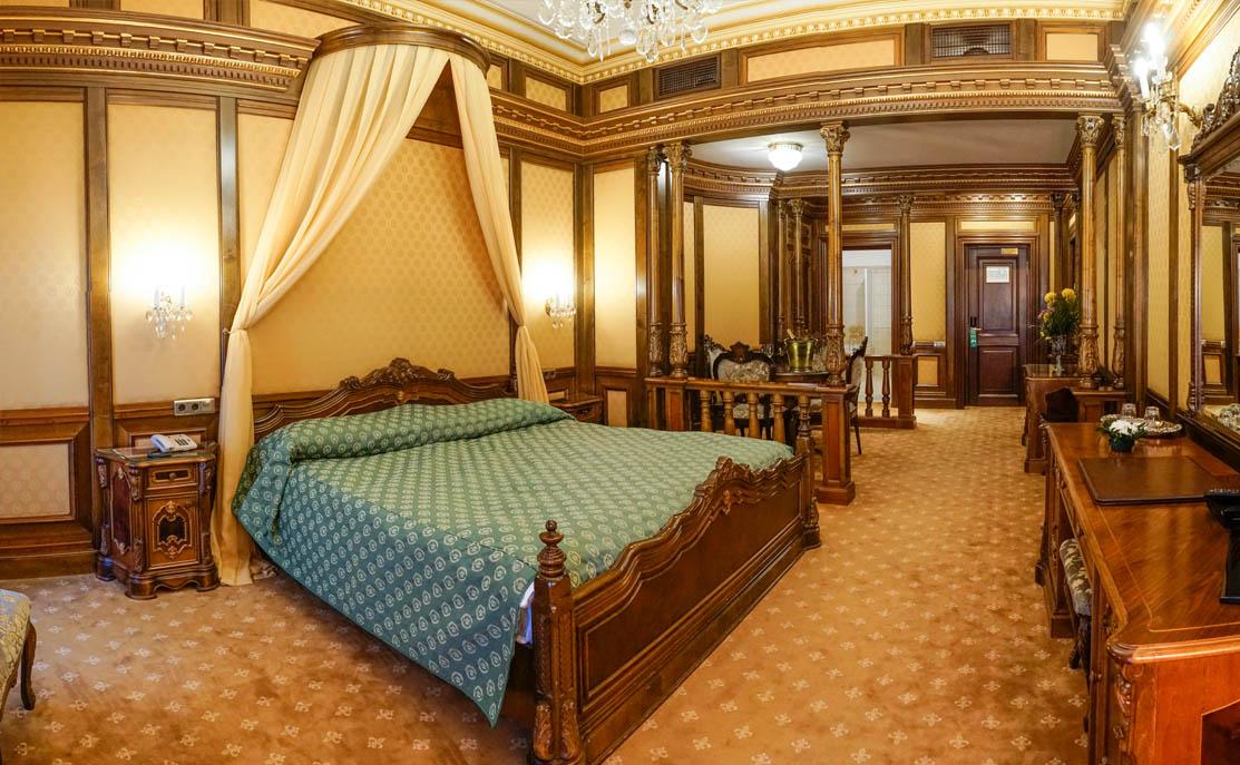Hotel Casa Capsa Boekarest Buitenkant foto