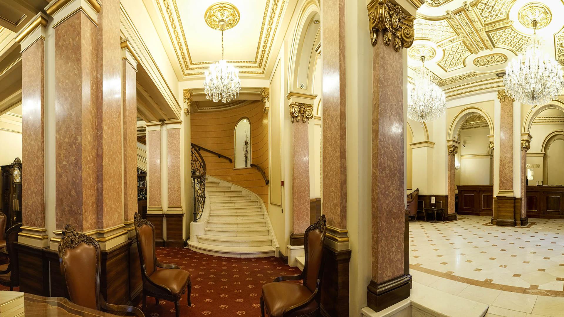 Hotel Casa Capsa Boekarest Buitenkant foto